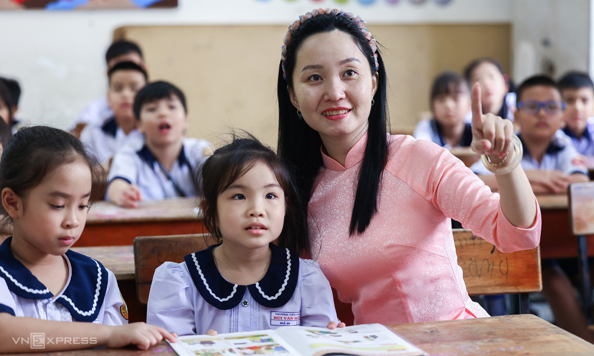 Hơn 10.000 thí sinh tranh suất làm giáo viên ở TP HCM