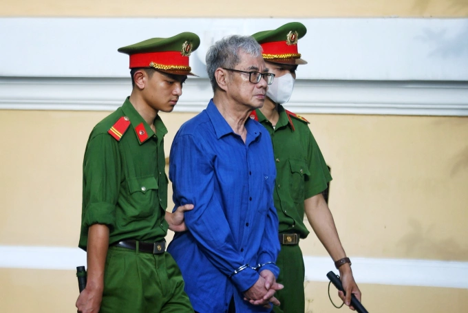 Vụ án có tổng cộng 16 bị cáo. Ảnh: Quỳnh Trần