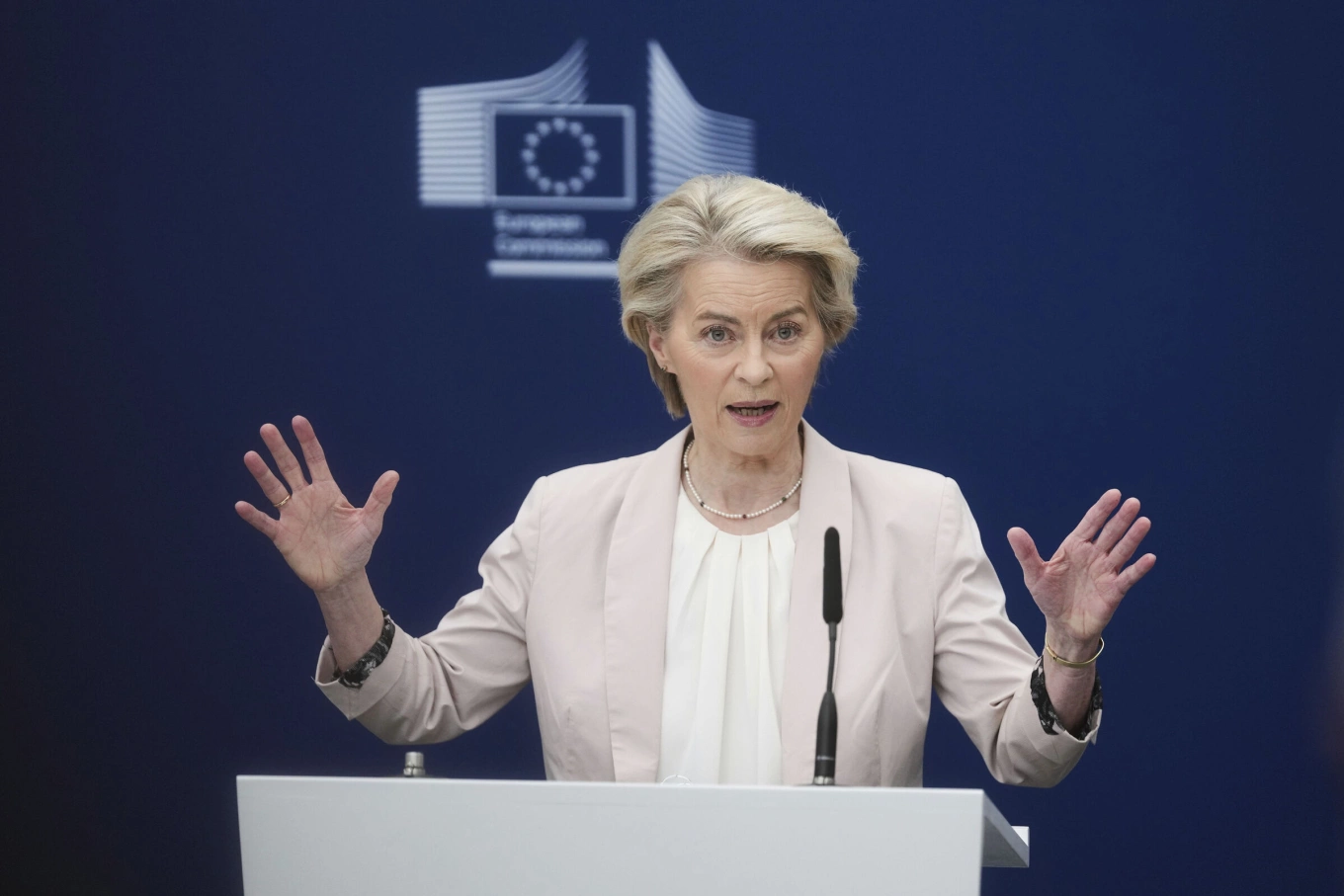 EU leaders support NATO shooting down fighter jets that violated airspace...