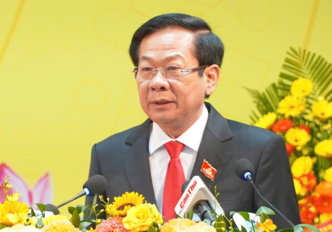 Ông Đỗ Thanh Bình phát biểu tại Đại hội Đảng bộ TP Cần Thơ, ngày 27/9. Ảnh: An Bình