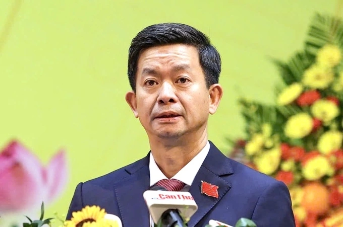 Ông Lê Quang Tùng phát biểu nhận nhiệm vụ tại Đại hội Đảng bộ TP Cần Thơ, ngày 27/9. Ảnh: An Bình