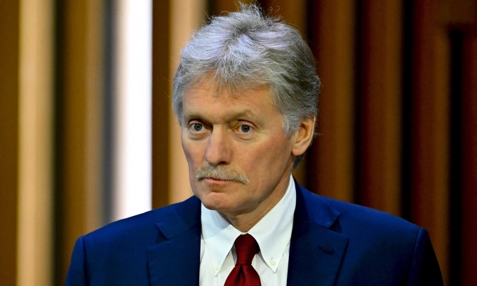 Phát ngôn viên Điện Kremlin Dmitry Peskov tại trung tâm triển lãm và thương mại Gostiny Dvor ở Moskva tháng 12/2024. Ảnh: AFP