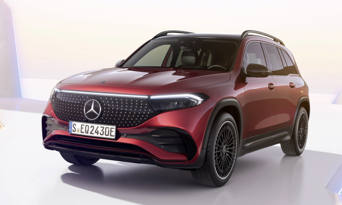 Crossover điện EQB phiên bản 2025 ra mắt thị trường Việt Nam. Ảnh: Mercedes