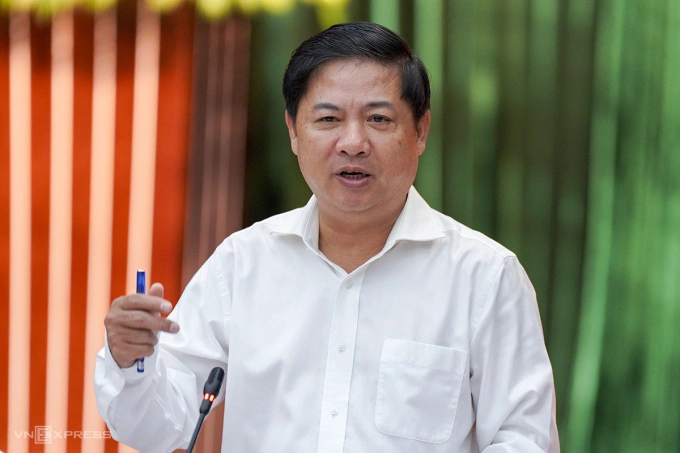 Ông Lương Nguyễn Minh Triết, Bí thư Thành ủy Đà Nẵng, phát biểu tại hội nghị, sáng 1/10. Ảnh: Nguyễn Đông