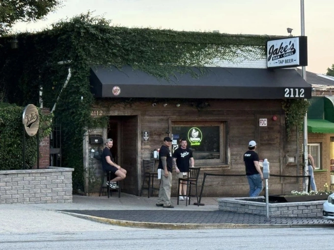 Quán Jakes Bar of Five Points ở thành phố Columbia, hạt Richland, bang South Carolina. Ảnh: The State
