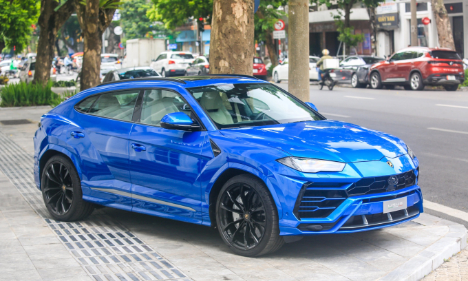Một mẫu Urus trưng bày tại Hà Nội hồi 2022. Ảnh: Minh Quân