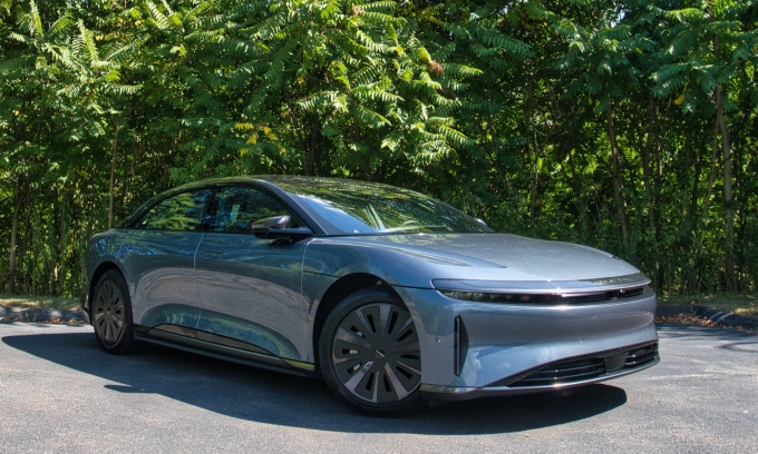 Xe điện Lucid Air. Ảnh: Jason