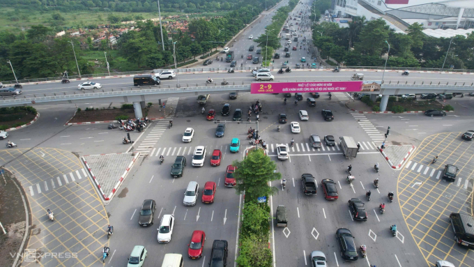 Nút giao Cổ Linh, phường Long Biên nhìn từ trên cao. Ảnh: Văn Lộc