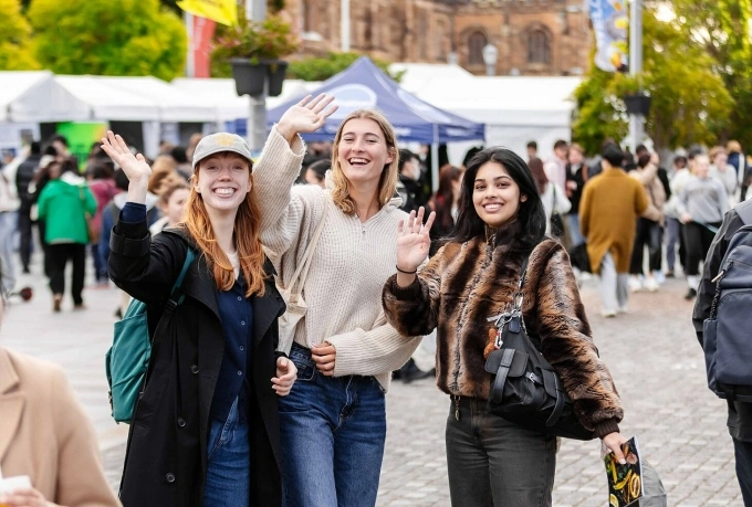 Sinh viên tại Đại học Sydney, Australia. Ảnh: University of Sydney fanpage