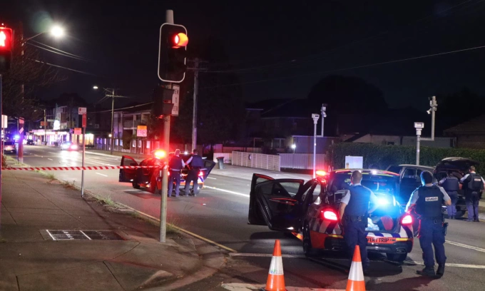 Cảnh sát tại hiện trường vụ xả súng ở Sydney, Australia hôm 5/10. Ảnh: ABC