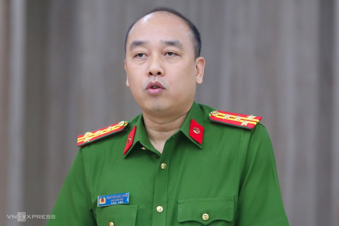 Đại tá Nguyễn Đức Long tại họp báo. Ảnh: Phạm Dự