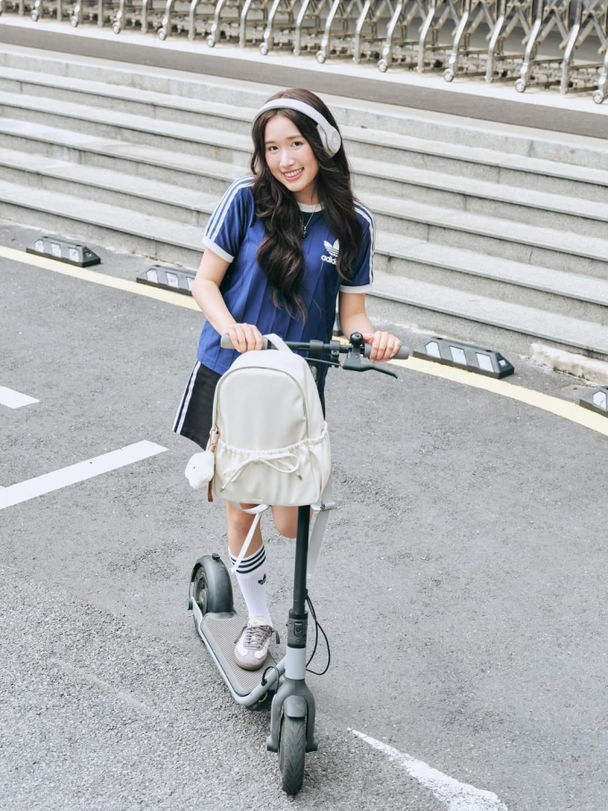 Không chỉ dừng lại ở sáng tạo nội dung, Jenny Huỳnh còn được vinh danh tại nhiều giải thưởng uy tín trong nước. Ảnh: NVCC