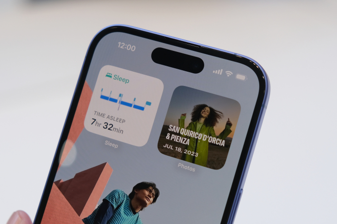 iPhone 16 và iPhone 16 Plus tại lễ ra mắt sáng 10/9 tại Mỹ. Ảnh: Tuấn Hưng