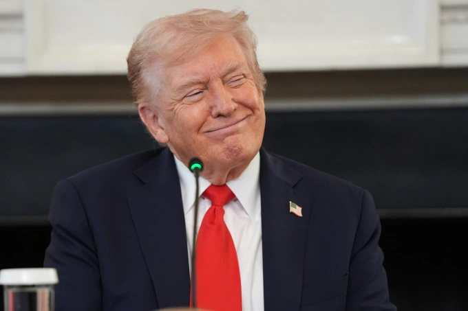 Tổng thống Mỹ Donald Trump tại Nhà Trắng ngày 8/10. Ảnh: AP