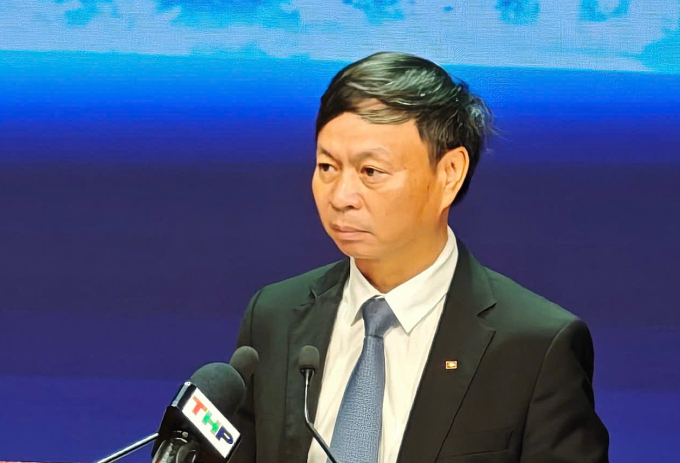 Thứ trưởng Khoa học và Công nghệ Hoàng Minh đánh giá cao nỗ lực của Hải Phòng trong việc đưa khoa học, công nghệ và đổi mới sáng tạo trở thành động lực phát triển then chốt. Ảnh: Lê Tân