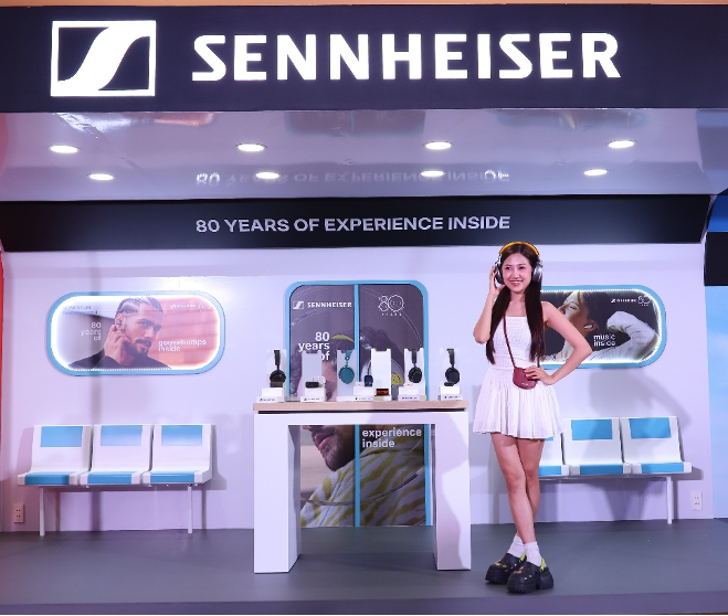 Momentum 4 phiên bản giới hạn ra mắt dịp kỷ niệm 80 năm thương hiệu Sennheiser. Ảnh: PGI