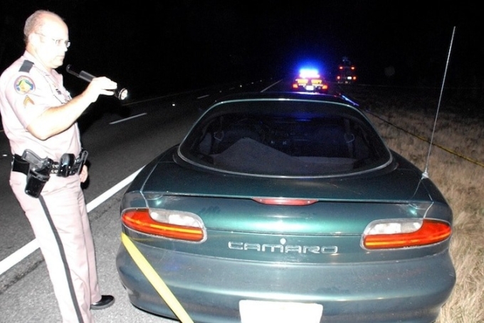 Chiếc Camaro màu xanh lá cây Michael King dùng để bắt cóc Denise Amber Lee. Ảnh: Florida State Attorney