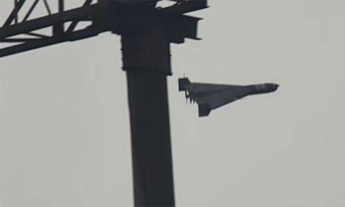 UAV Geran với ăng-ten ở đuôi và camera trên mũi tham gia tấn công đoàn tàu của Ukraine trong ảnh công bố ngày 10/10. Ảnh: Facebook/Serhiy Beskrestnov