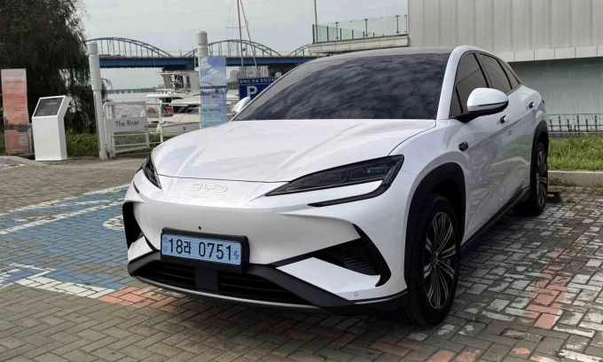 Xe điện BYD Sealion 7 tại Hàn Quốc. Ảnh: Jaehwan Cho