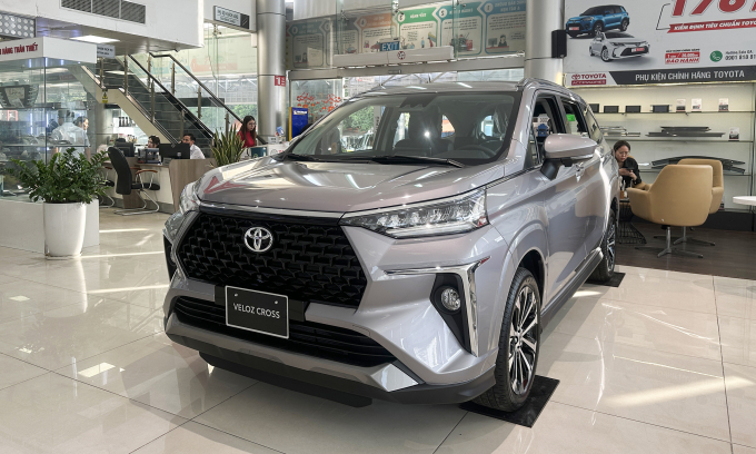 Một mẫu Veloz trưng bày tại đại lý Toyota ở TP HCM. Ảnh: Phạm Trung