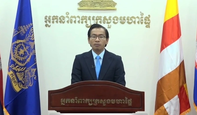 Phát ngôn viên Bộ Nội vụ Campuchia Touch Sokhak. Ảnh: Khmer Times