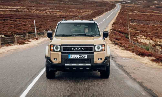 Toyota Land Cruiser Prado thế hệ mới tại Đức. Ảnh: Toyota