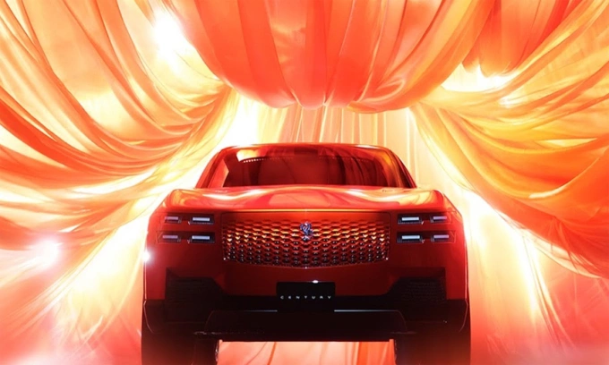 Mẫu concept One of One của Century dự kiến ra mắt cuối tháng 10. Ảnh: Toyota