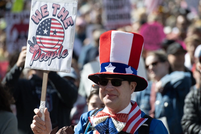 Người biểu tình ở thành phố Denver, bang Colorado ngày 18/10. Ảnh: AFP