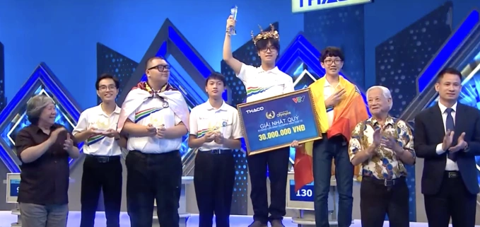 Khánh giành phần thưởng 30 triệu đồng. Ảnh chụp màn hình VTV