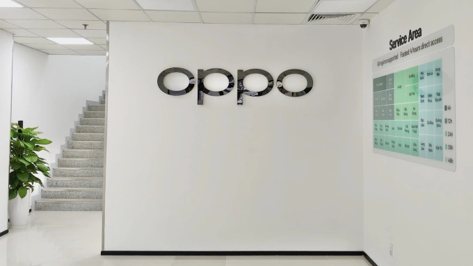 Lối vào của kho vệ tinh vệ tinh Oppo tại quận Tân Bình cũ. Ảnh: Hoài Phương