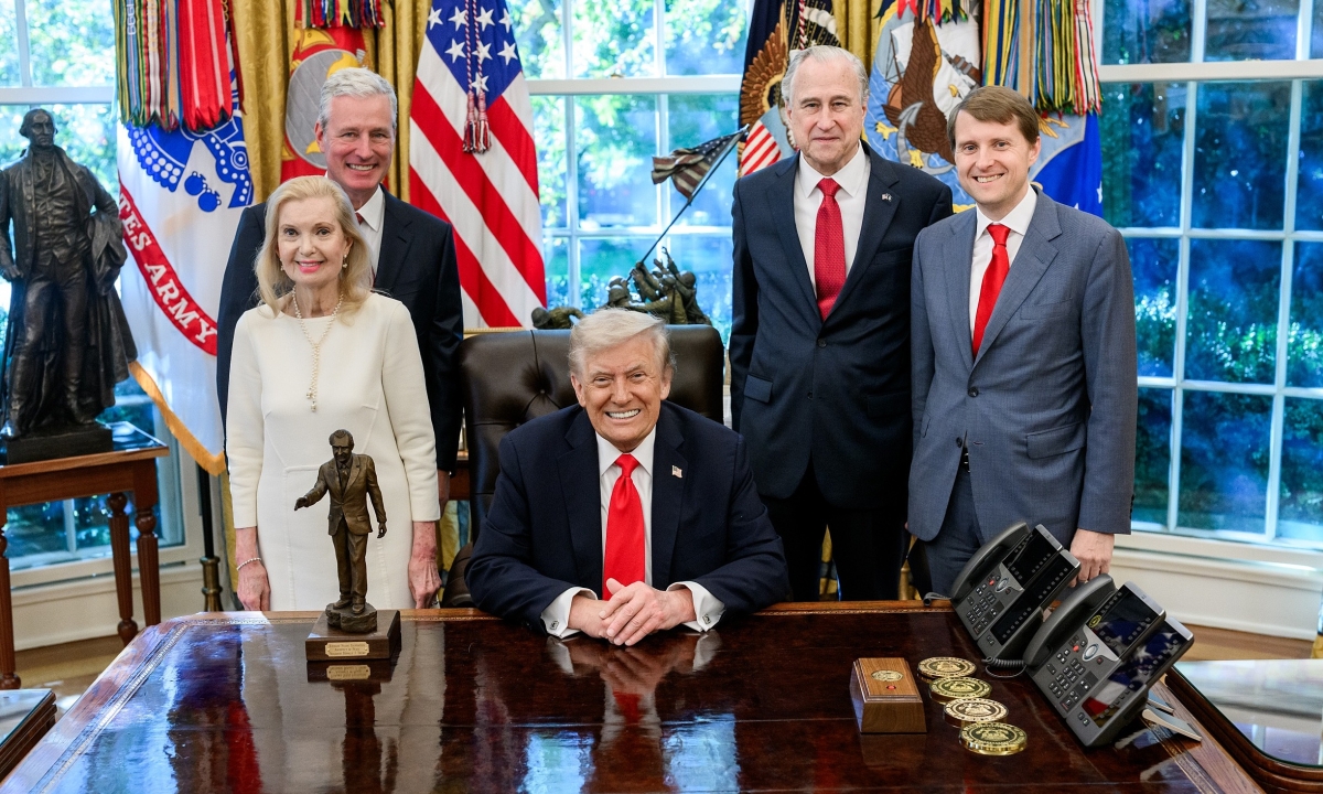 Ông Trump nhận giải 'Kiến trúc sư Hòa bình'