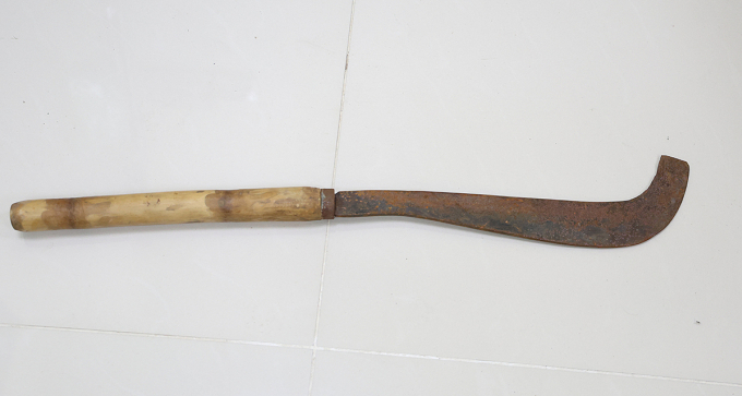 Hung khí Phan Van Liêm dùng sát hại vợ. Ảnh: Tiến Tầm