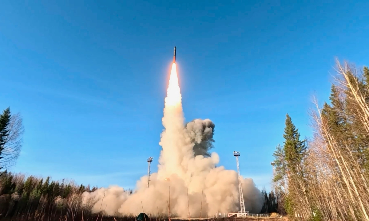 Thông điệp cứng rắn của Nga khi diễn tập khai hỏa 'bộ ba hạt nhân'