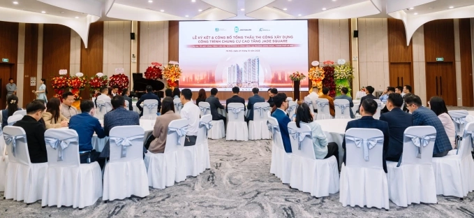 Lễ ký kết và công bố tổng thầu dự án Jade Square. Ảnh: JS