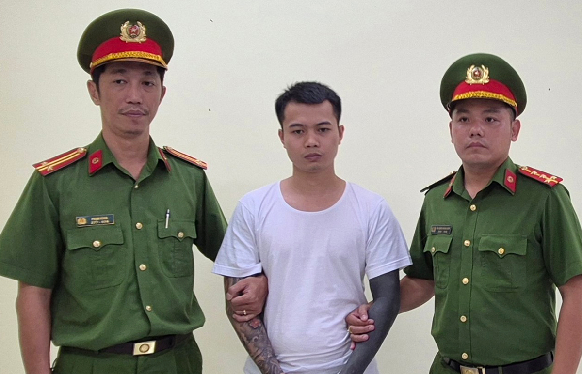 Tiktoker 'Tàng keng Ông Trùm' bị bắt vì công kích việc cứu trợ lũ lụt