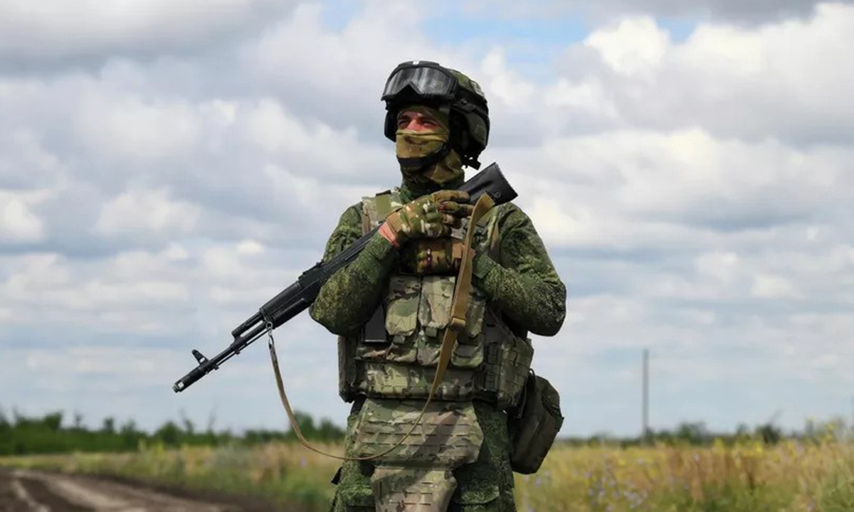 Chiến thuật 'cắt hậu cần, nhổ cứ điểm' giúp Nga thọc sâu vào Pokrovsk