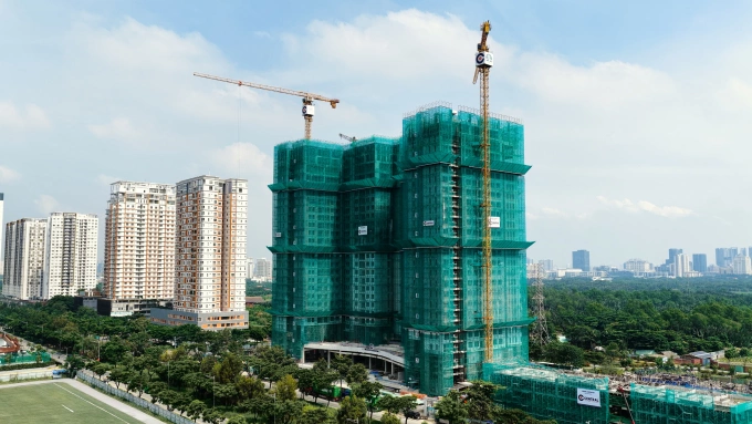 Dự án Essensia Sky trên đường Nguyễn Hữu Thọ. Ảnh: Phú Long