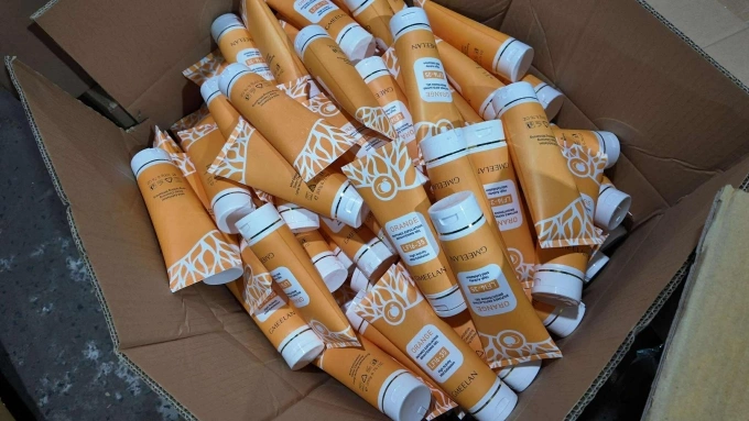 Hàng giả bị phát hiện. Ảnh: Công an TP HCM.