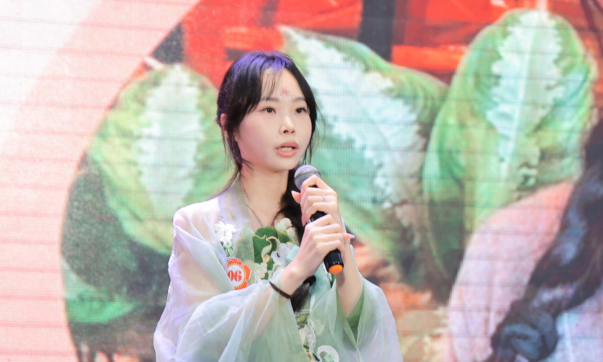 Cô gái Trung Quốc đạt giải nhất cuộc thi nói tiếng Việt