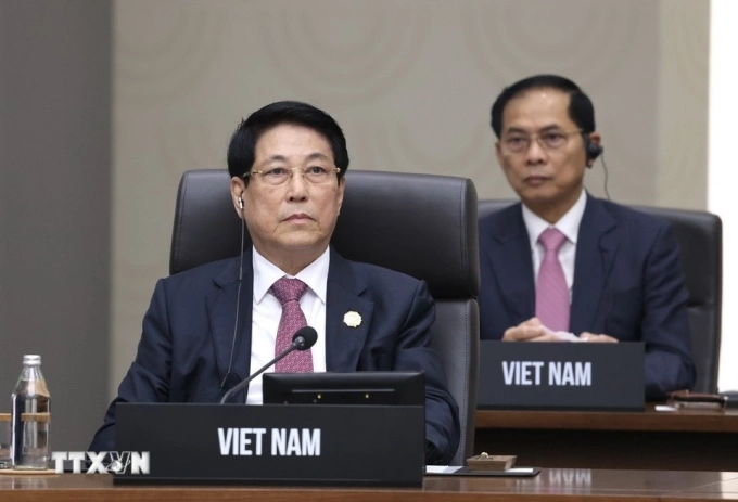 Chủ tịch nước Lương Cường dự Phiên họp thứ hai Hội nghị Cấp cao APEC lần thứ 32 tại Hàn Quốc sáng 1/11. Ảnh: TTXVN