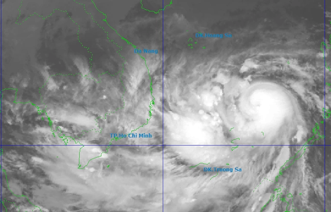 Hoàn lưu bão Kalmaegi lúc 20h ngày 5/11. Ảnh: NCHMF