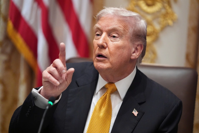 Tổng thống Donald Trump trong cuộc gặp Thủ tướng Hungary Viktor Orban tại Nhà Trắng hôm 7/11. Ảnh: AP