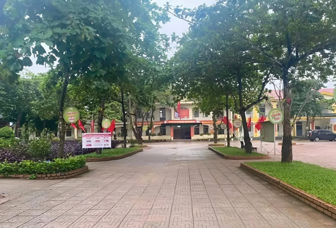 Trường THCS Hương Giang, nơi xảy ra sự việc. Ảnh: Hùng Lê