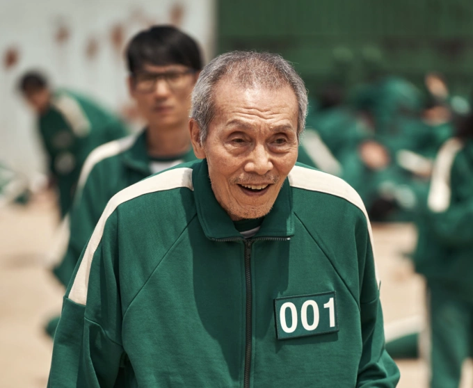 Ông O Yeong-soo trong bộ phim đình đám Squid Game, mang lại giải Quả cầu vàng cho nam diễn viên. Ảnh: Korea Herald