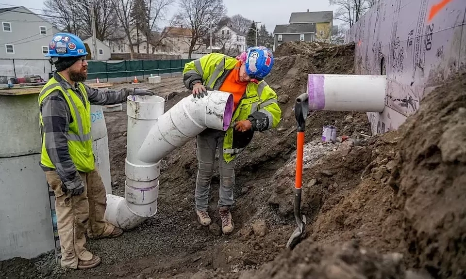 Gen Z Mỹ ngày càng chuộng làm công nhân