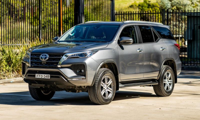Toyota Fortuner bản hiện hành bán tại Australia. Ảnh: CarExpert