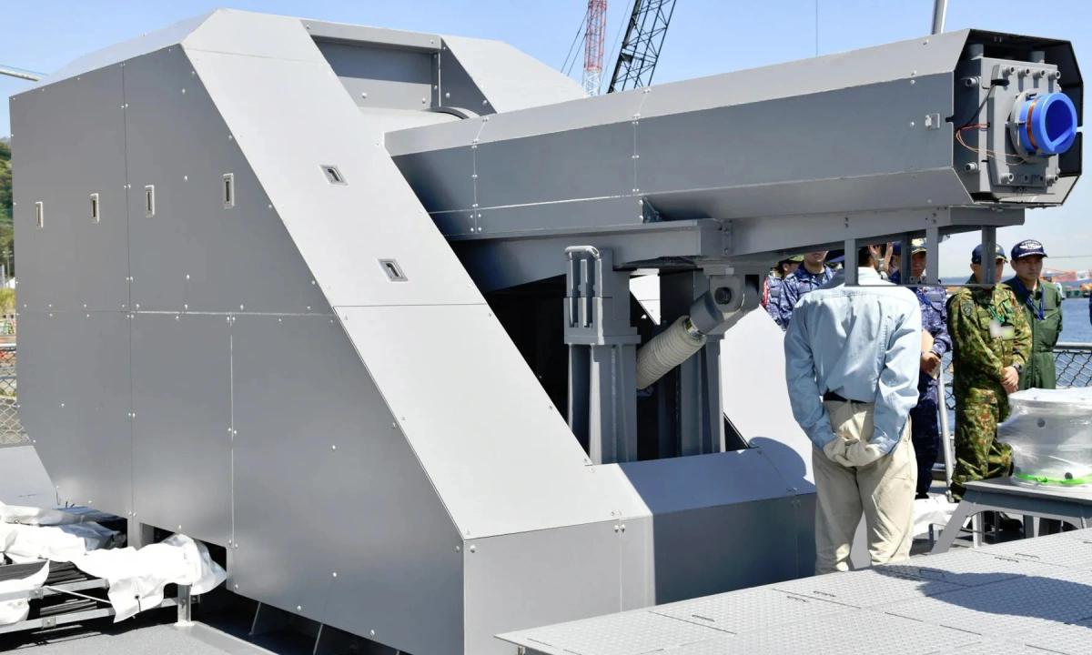 Nhật Bản khoe thiệt hại do pháo điện từ gây ra