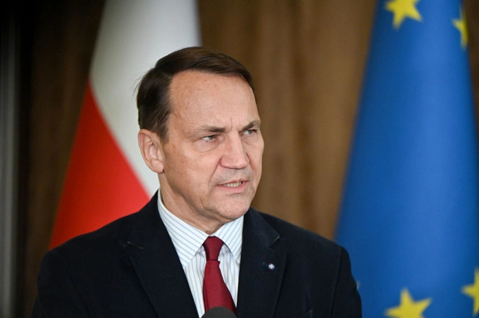 Ngoại trưởng Ba Lan Radoslaw Sikorski. Ảnh: Ukrinform
