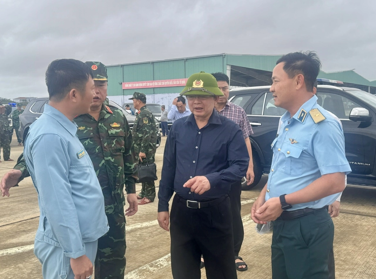 Pho-thu-tuong-1763629563-2129-1763629800