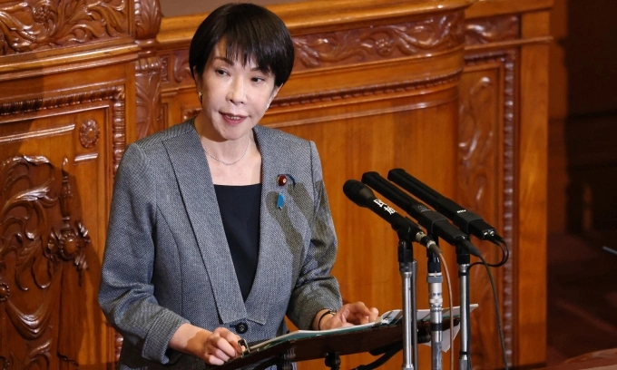 Thủ tướng Nhật Bản Sanae Takaichi phát biểu trong phiên họp toàn thể của Thượng viện Nhật ở Tokyo ngày 3/12. Ảnh: AFP